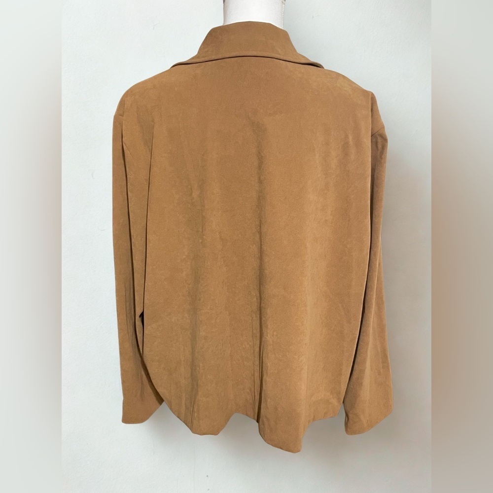 Briggs New York Petite Women's Tan Blazer, Suede like Feeling but Lightweight. - Picture 3 of 13